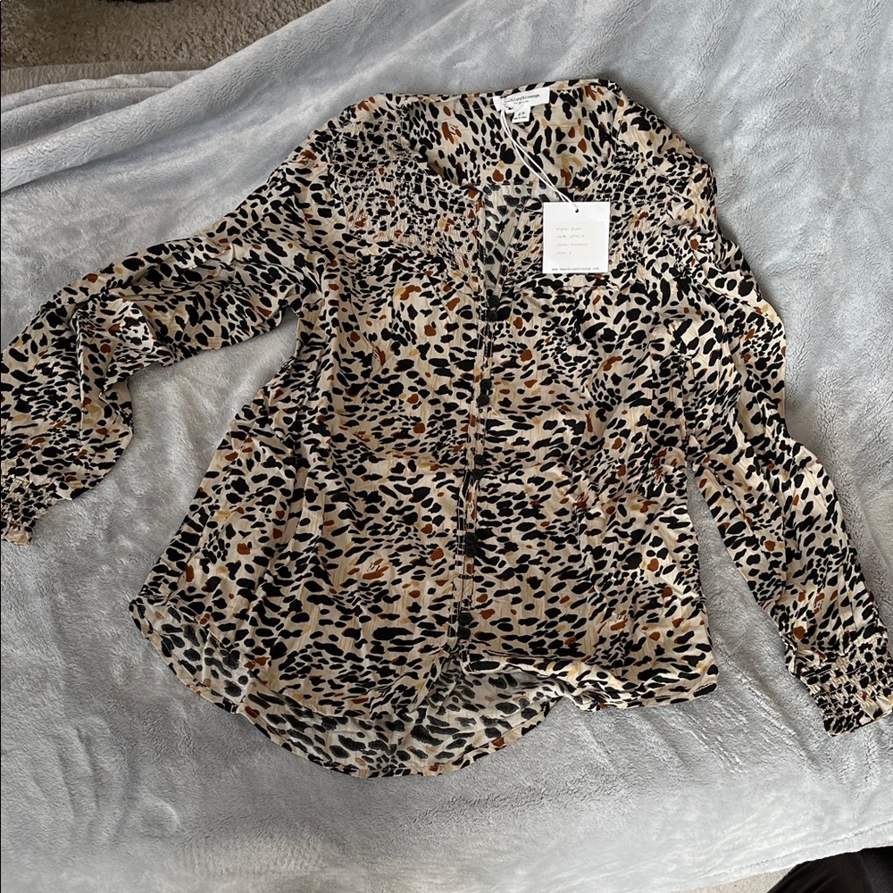 beachlunchlounge Animal Print Blouse